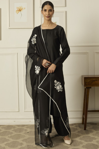 BLACK REET KURTA SET