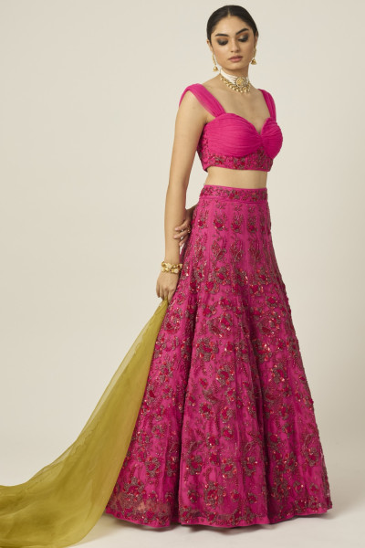 ISHRA PINK BRIDAL LEHANGA