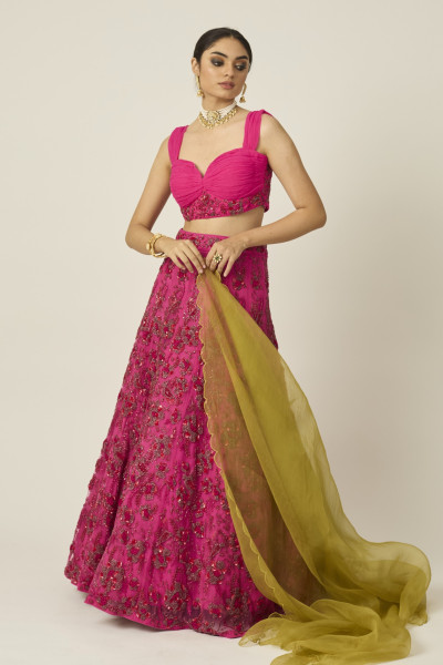 ISHRA PINK BRIDAL LEHANGA