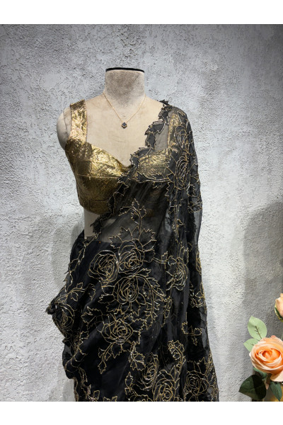 BLACK ROSY SAREE