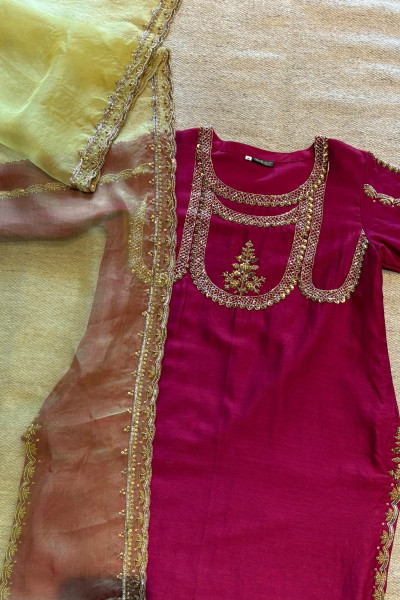 PEACOCK PINK RUQSAT KURTA SET