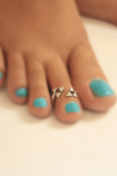 AZTEC FLIP TOE RING