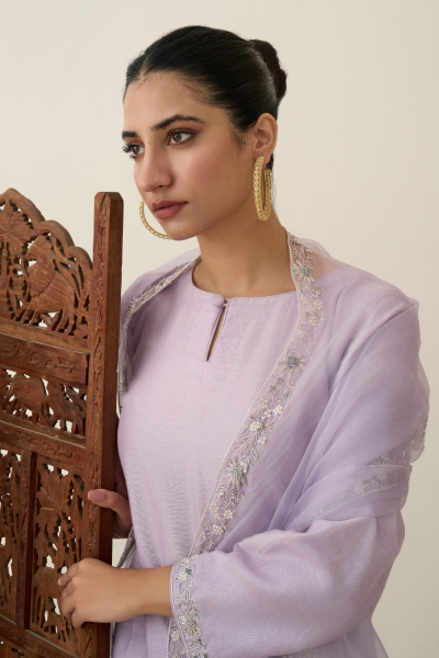 CEILINE CHANDERI SILK KURTA SET-Lavender 