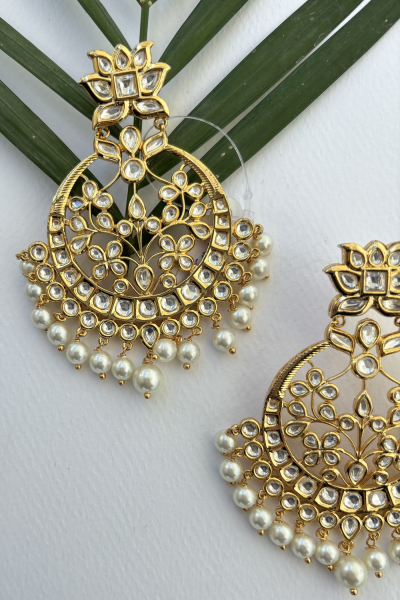 ADHIRA EARRINGS