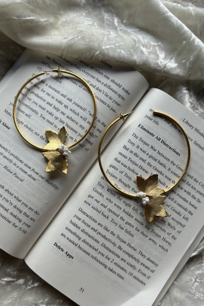 TWO PETAL HOOPS