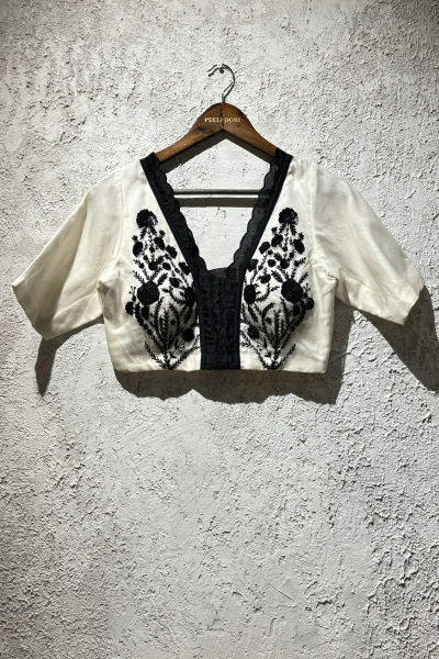 IVORY REET BLOUSE