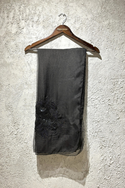 BLACK ARADHANA DUPATTA