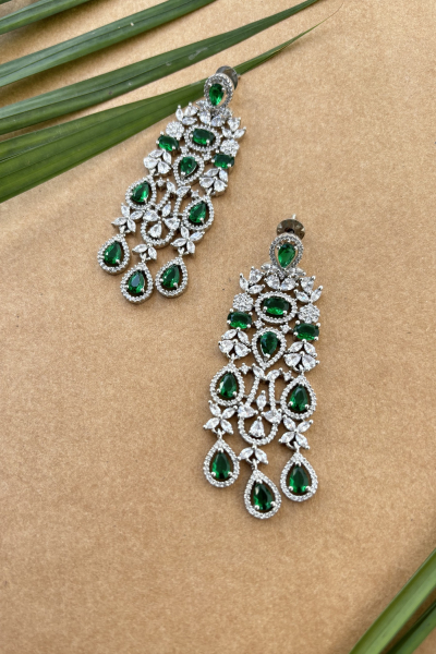 EMERALD DROP EARRINGS