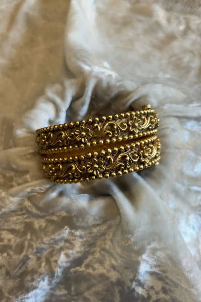 MIYARI GOLD BANGLES