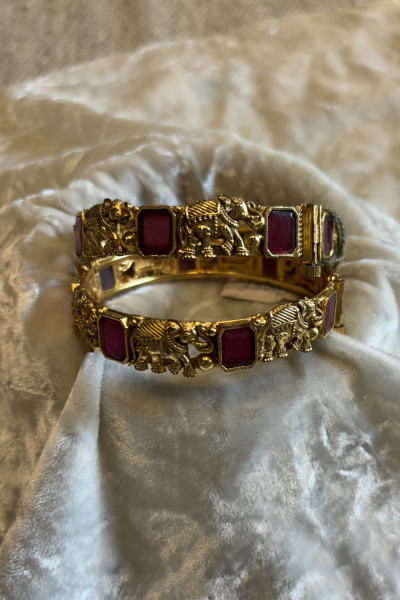 RUHANI GOLD BANGLES