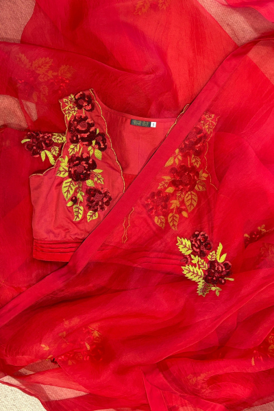 RED SAHINA SAREE