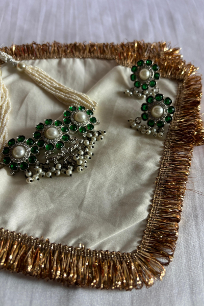 GAJRA NECKPIECE