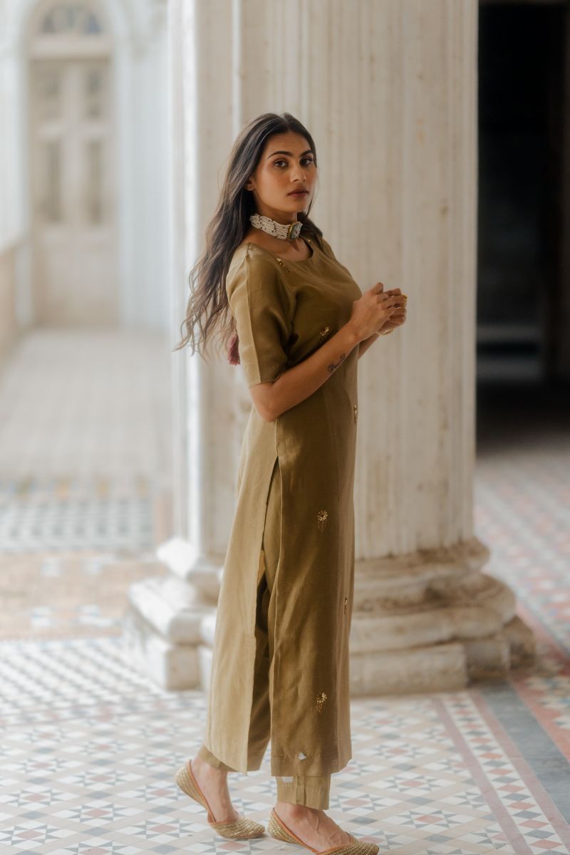 Buy Desirable Golden Silk Designer Printed Kurti at best price - Gitanjali  Fashions