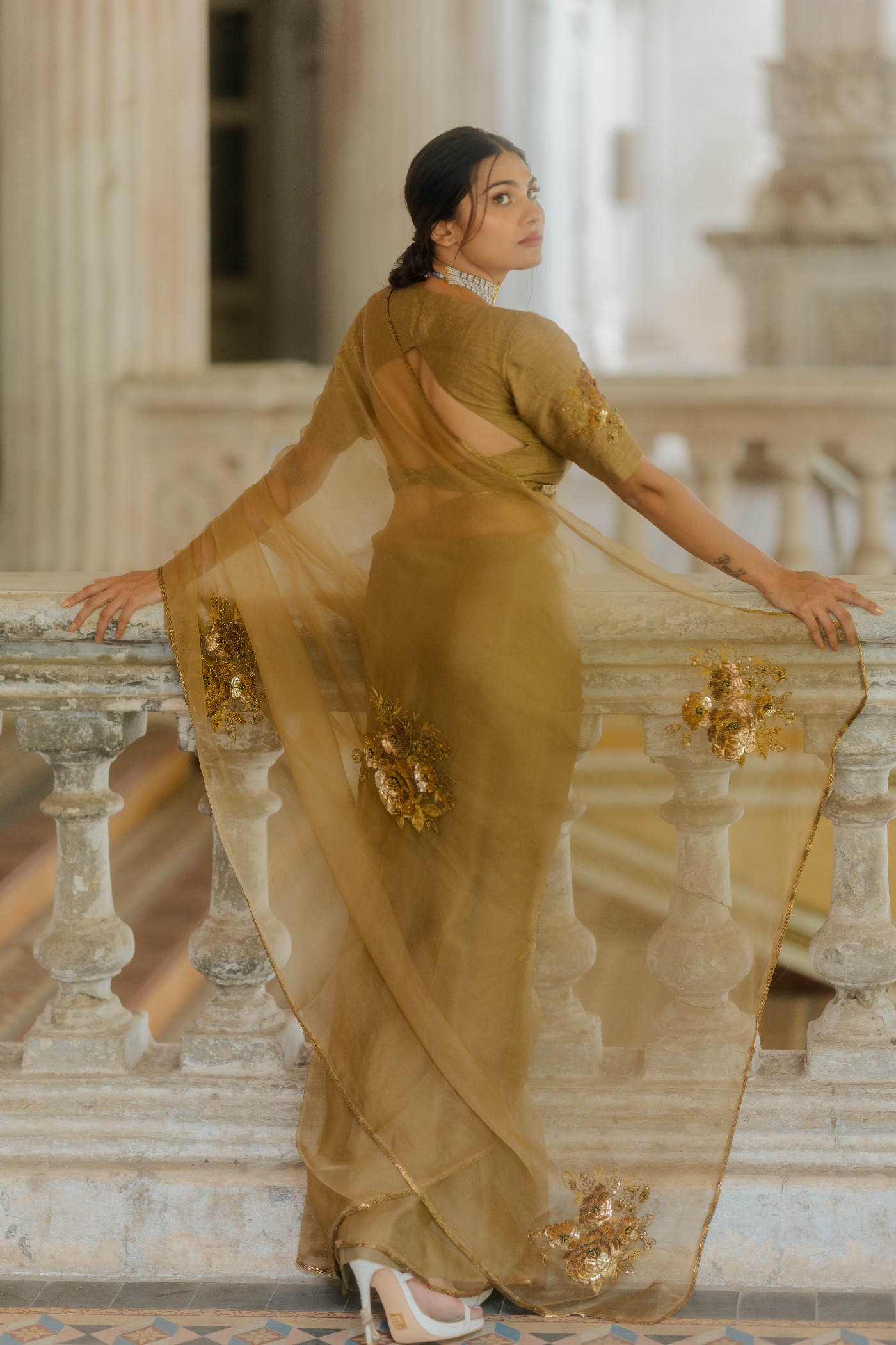 Paro Gold Organza Saree | Peeli Dori