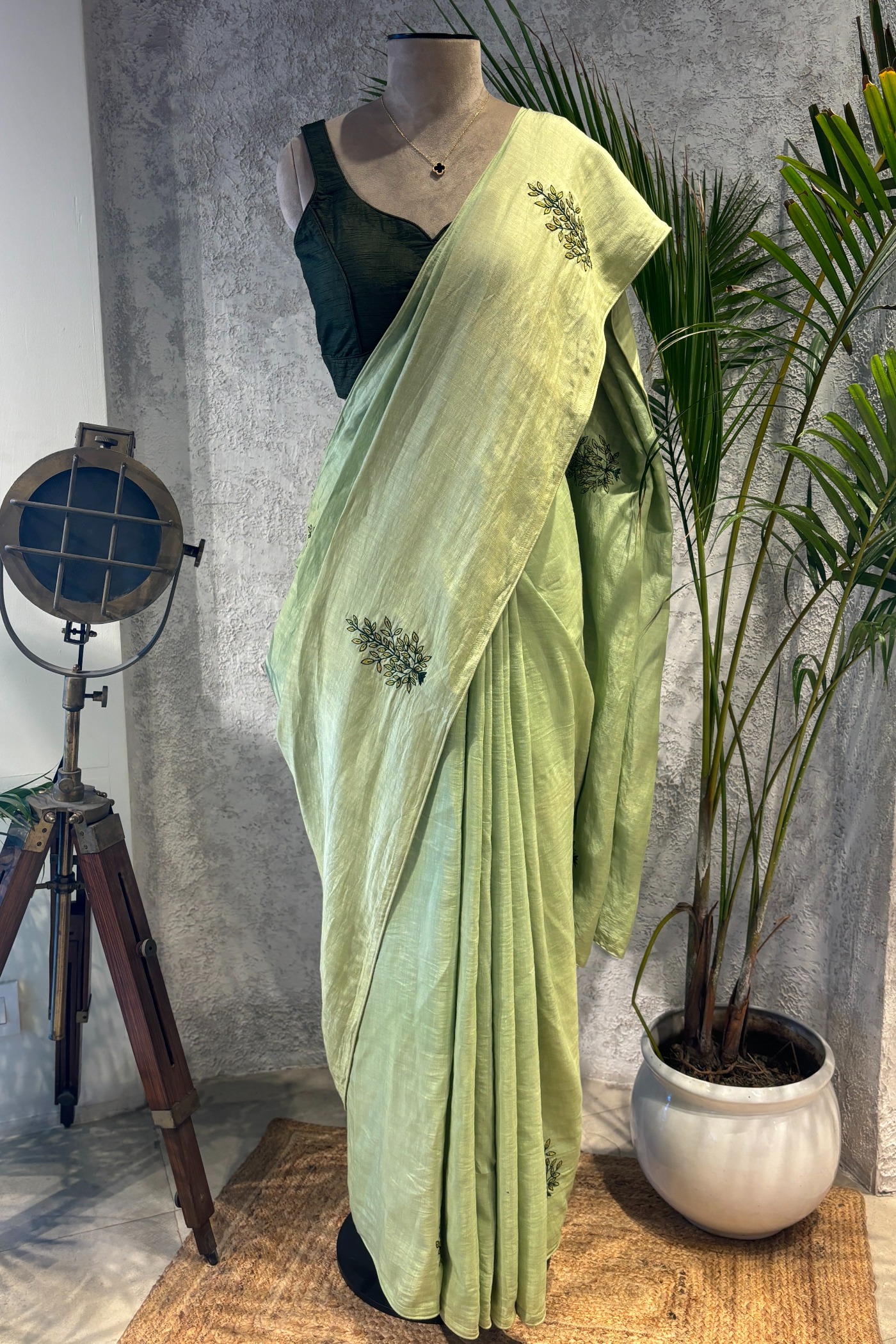 LINEN AAHANA SAREE — Mint Green — LINEN | Peeli Dori